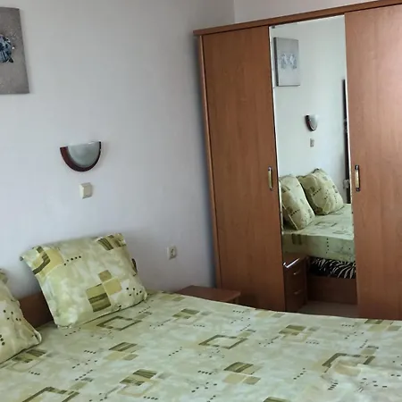 Cozy In Kambani 1 Apartment Sveti Vlas
